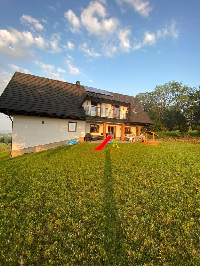 Bed and Breakfast Tarasowka U Zajaca Czerwienne Esterno foto